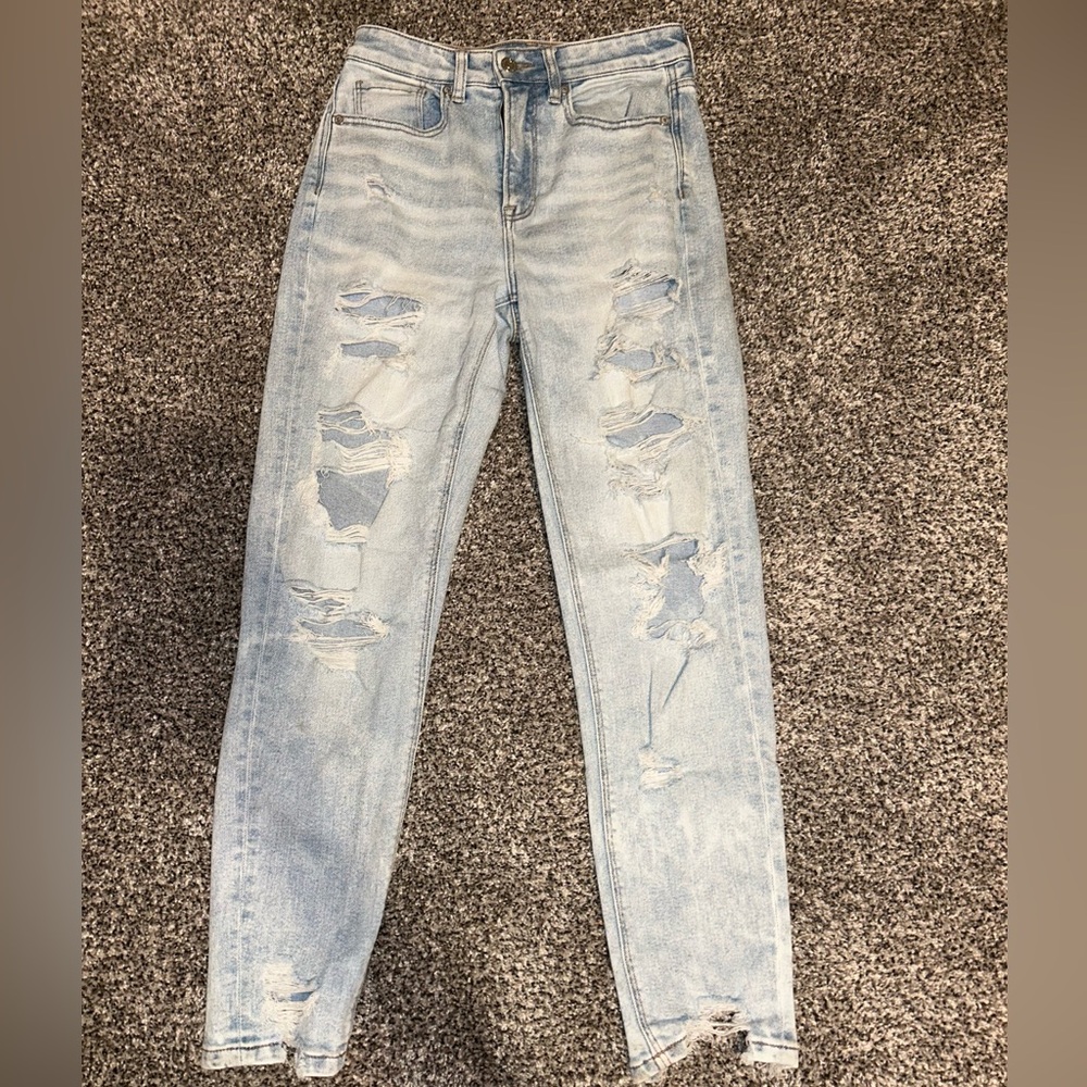American Eagle mom jeans
